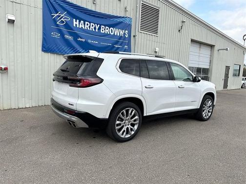 2024 GMC Acadia Denali