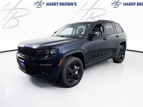 Black 2024 Jeep Grand Cherokee Limited