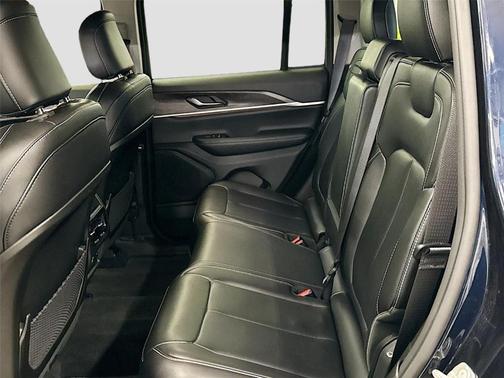 Black 2024 Jeep Grand Cherokee Limited