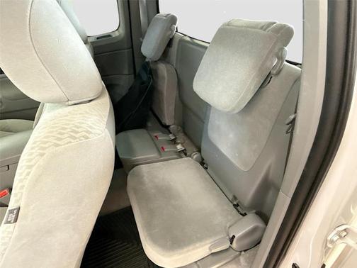 Super White 2011 Toyota Tacoma Access Cab