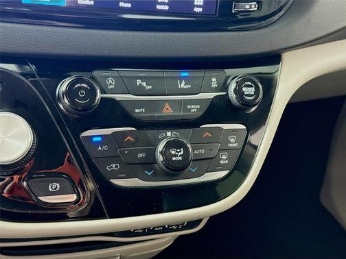 Silver 2024 Chrysler Pacifica Touring-L