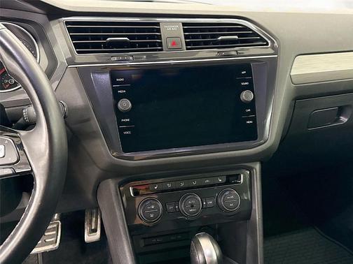 2021 Volkswagen Tiguan 2.0T SE R-Line Black