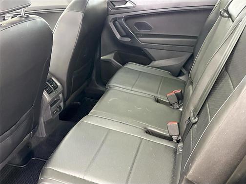 2021 Volkswagen Tiguan 2.0T SE R-Line Black