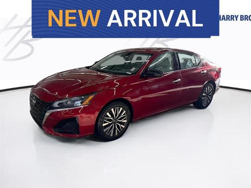 Black 2025 Nissan Altima SV