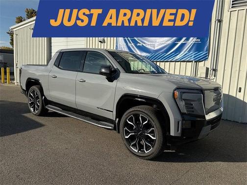 2025 GMC Sierra EV Denali