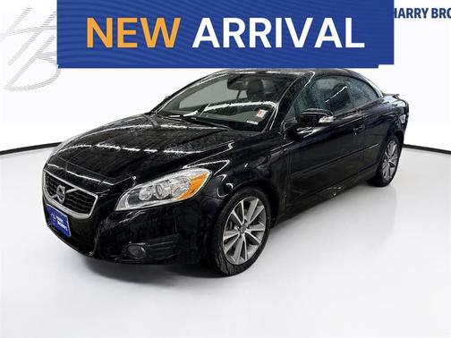 Black 2011 Volvo C70 T5