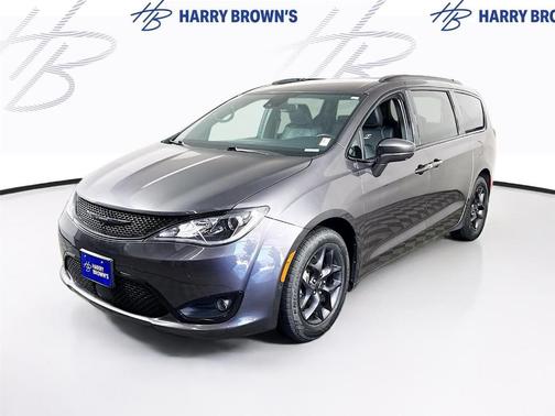 Gray 2020 Chrysler Pacifica Touring-L Plus