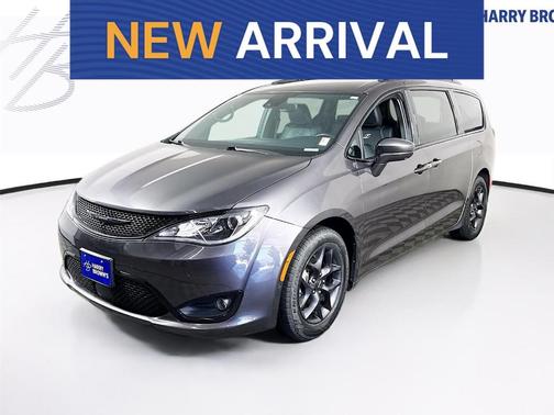 Gray 2020 Chrysler Pacifica Touring-L Plus
