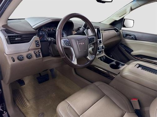 2017 GMC Yukon XL SLT