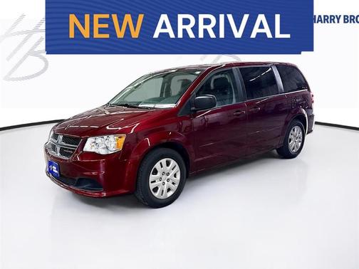Red 2017 Dodge Grand Caravan SE