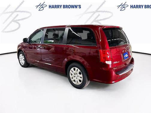 Red 2017 Dodge Grand Caravan SE