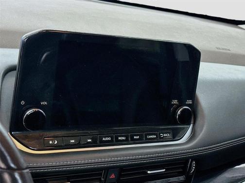 Black 2022 Nissan Rogue SL