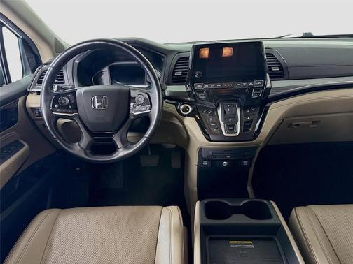 White 2024 Honda Odyssey Elite