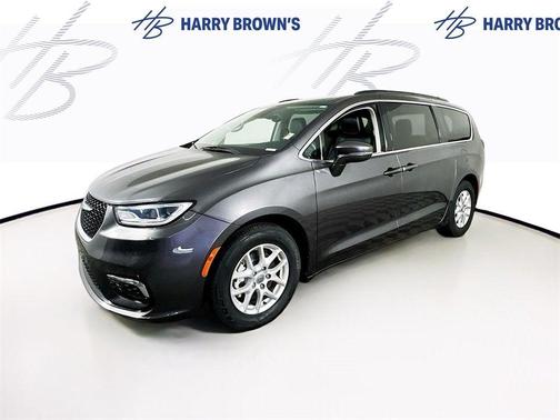 2022 Chrysler Pacifica Touring-L
