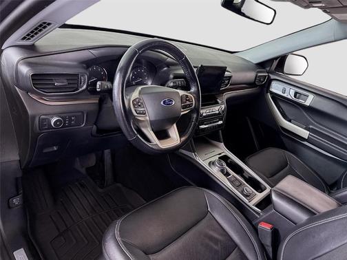 Carbonized Gray 2021 Ford Explorer Limited