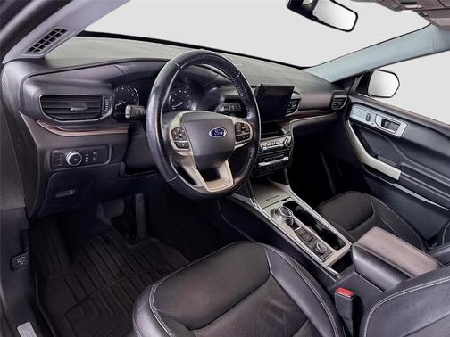 Carbonized Gray 2021 Ford Explorer Limited