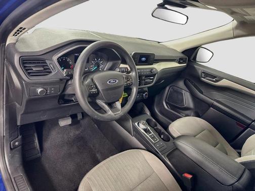 Atlas Blue 2022 Ford Escape S