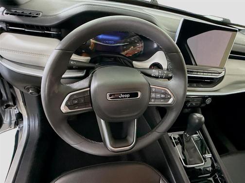 Silver Zynith 2025 Jeep Compass Limited