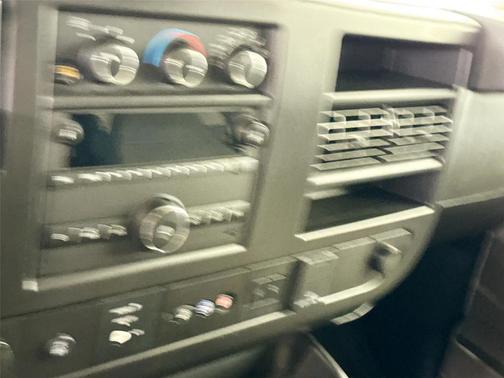 Summit White 2025 Chevrolet Express 3500 LT