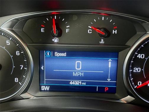 Summit White 2023 GMC Terrain SLE