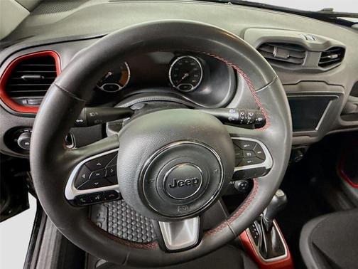 2020 Jeep Renegade Trailhawk