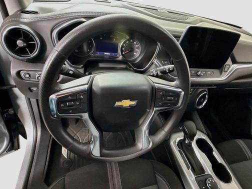 Sterling Gray Metallic 2023 Chevrolet Blazer 2LT