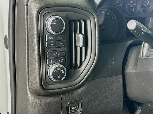2022 GMC Sierra 2500 Pro