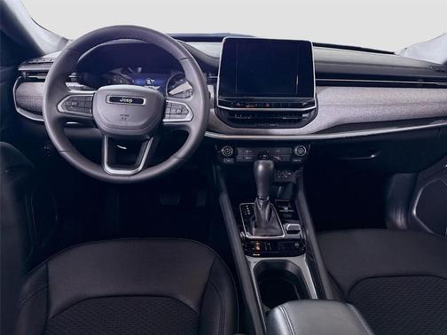 Black 2025 Jeep Compass Latitude