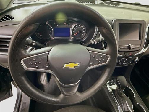 Gray 2022 Chevrolet Equinox 1LT