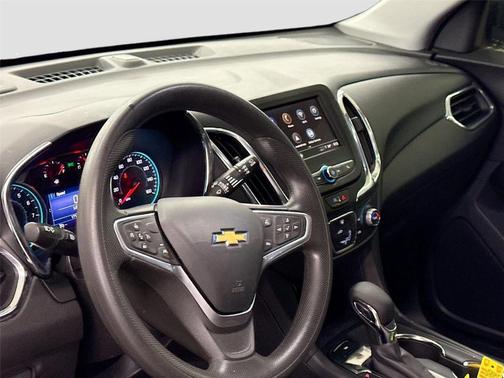 Gray 2022 Chevrolet Equinox 1LT