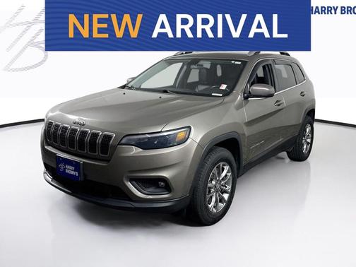 Light Brownstone Pearlcoat 2019 Jeep Cherokee Latitude Plus