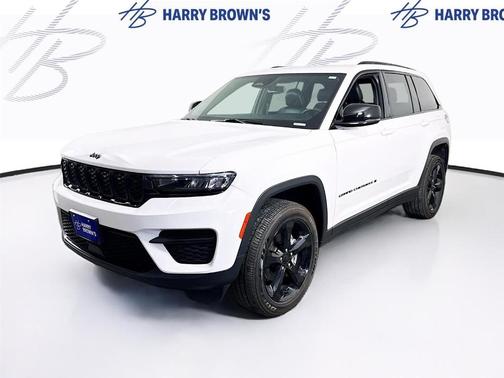 White 2024 Jeep Grand Cherokee Laredo