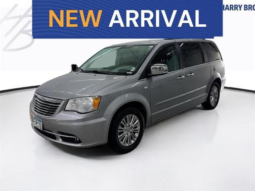 2014 Chrysler Town & Country Touring-L