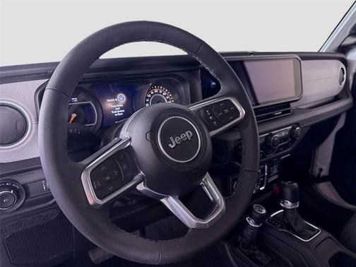 White 2025 Jeep Wrangler Sahara