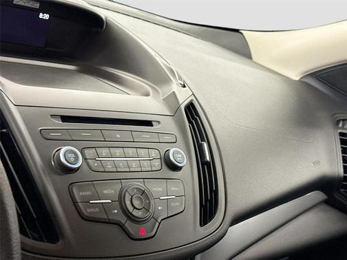 White 2017 Ford Escape SE