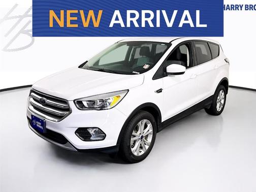 White 2017 Ford Escape SE