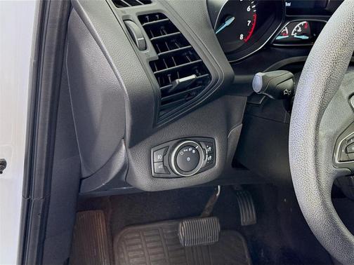 White 2017 Ford Escape SE