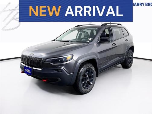 Gray 2022 Jeep Cherokee Trailhawk