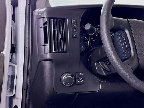 Summit White 2026 GMC Savana 3500 Work Van