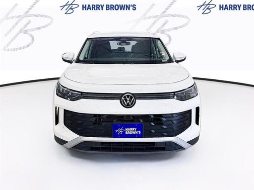 Pure White 2026 Volkswagen Tiguan 2.0T SE