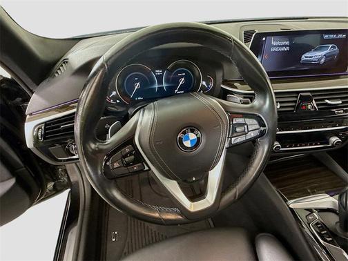 2019 BMW 530 i xDrive