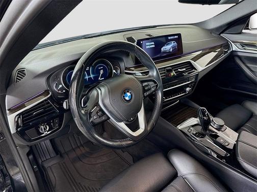 2019 BMW 530 i xDrive