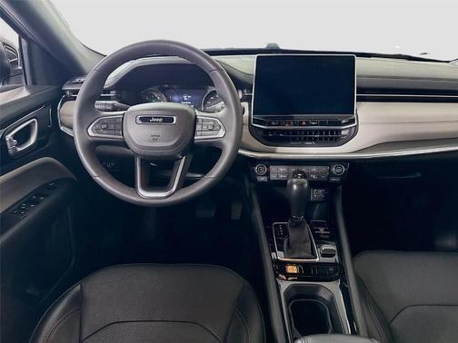 Bright White Clearcoat 2023 Jeep Compass Limited