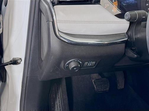 Bright White Clearcoat 2023 Jeep Compass Limited
