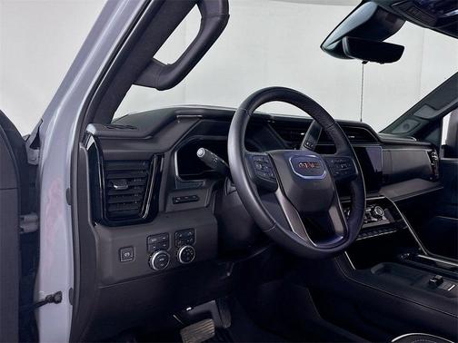 2025 GMC Sierra 2500 AT4X