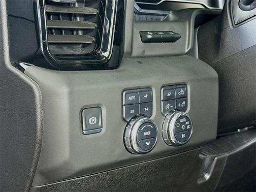2025 GMC Sierra 2500 AT4X
