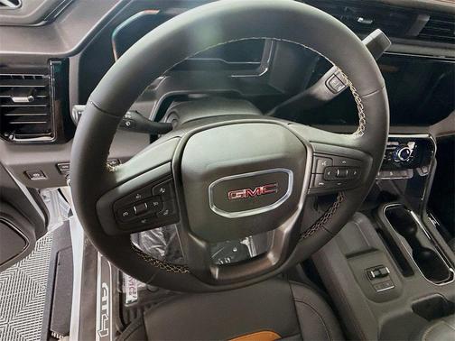 2025 GMC Sierra 3500 AT4