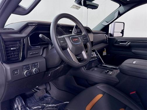2025 GMC Sierra 3500 AT4