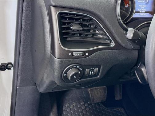 White 2022 Jeep Cherokee Trailhawk