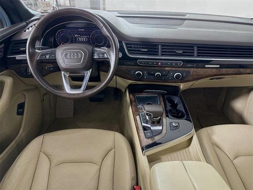 2017 Audi Q7 3.0T Premium Plus